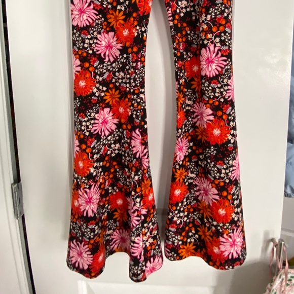 70s hippie bell bottom flower power leggings - Picture 3 of 6